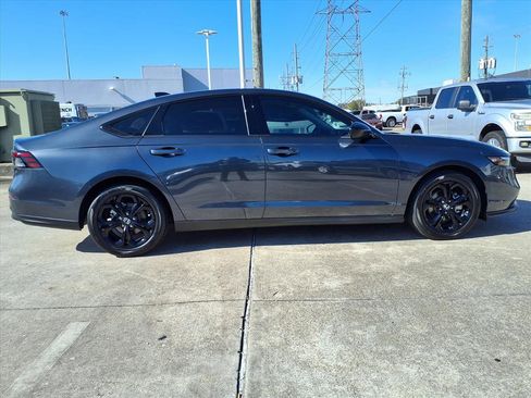 Certified 2025 Honda Accord SE image 24