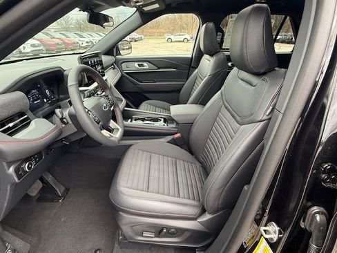 New 2026 Ford Explorer ST-Line w/ ST-Line Street Pack image 13