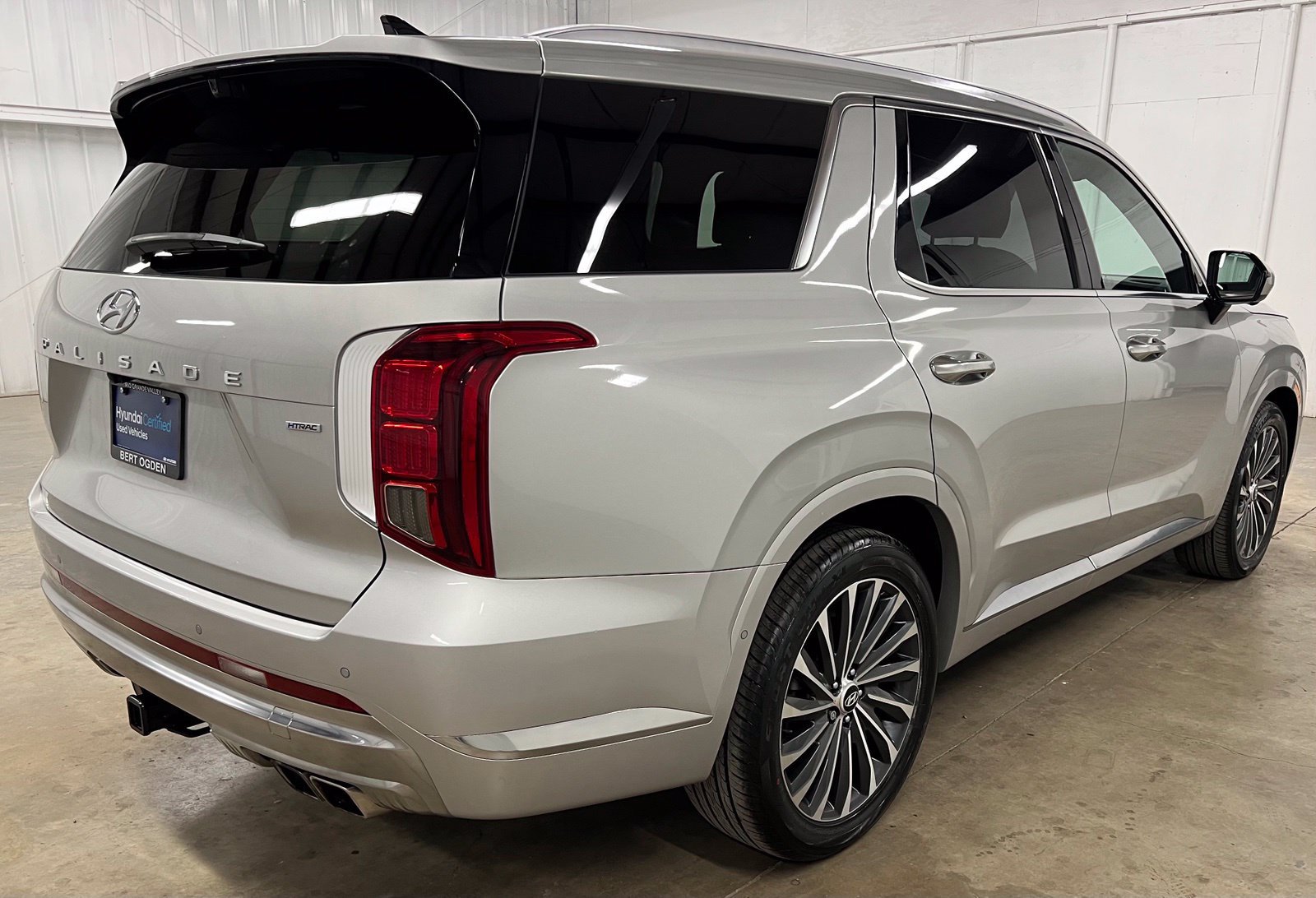 Certified 2023 Hyundai Palisade Calligraphy AWD/4WD image 6