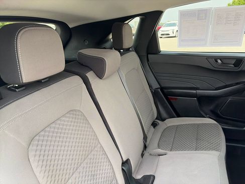 Used 2022 Ford Escape SE w/ Cold Weather Package AWD/4WD image 31