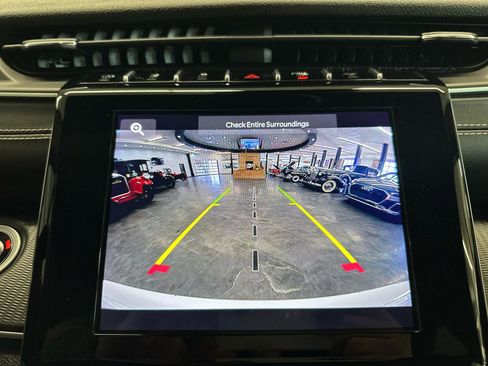 Used 2024 Jeep Grand Cherokee Altitude image 28