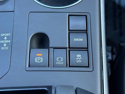 Used 2023 Toyota Highlander XSE image 40