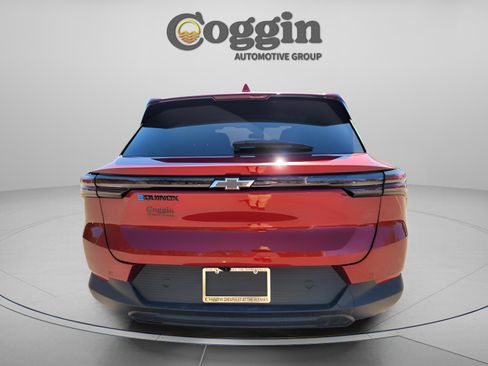 New 2026 Chevrolet Equinox EV LT w/ Midnight Package image 3