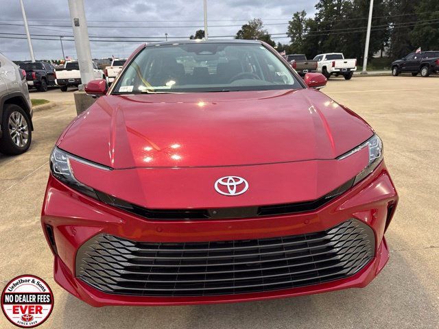 Used 2025 Toyota Camry XLE w/ Premium Plus Package FWD image 13