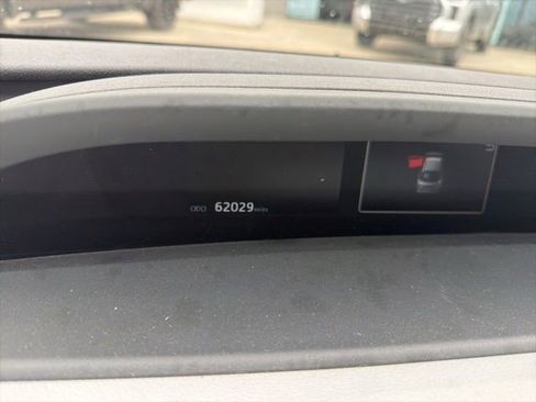 Used 2016 Toyota Prius Four FWD image 7