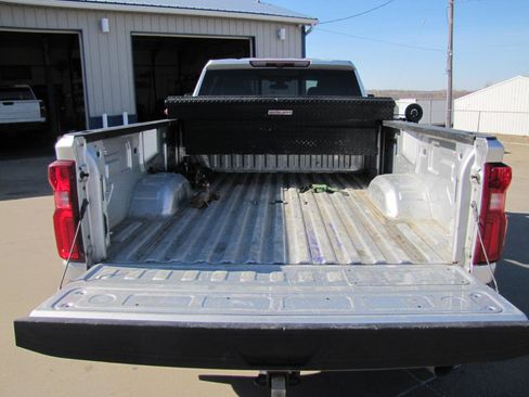 Used 2022 Chevrolet Silverado 3500 LTZ w/ LTZ Plus Package image 6