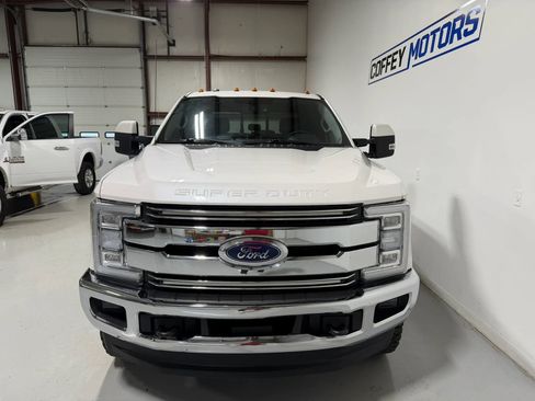 Used 2017 Ford F350 Lariat w/ Lariat Ultimate Package image 9