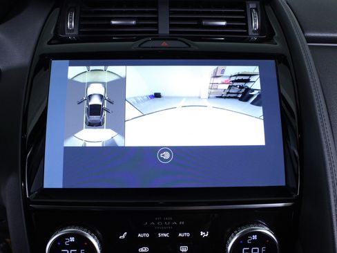 Used 2022 Jaguar E-PACE SE image 30