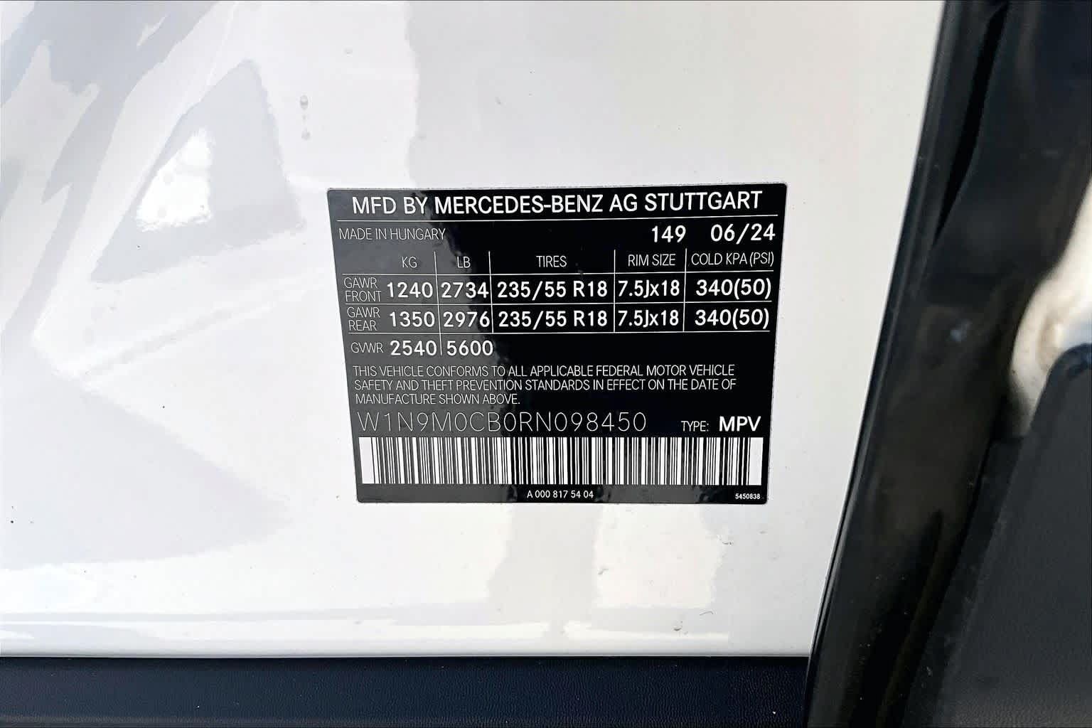 Used 2024 Mercedes-Benz EQB 250+ image 28