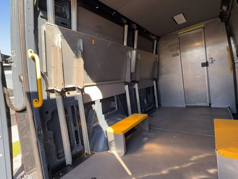Used 2019 Mercedes-Benz Sprinter 144 image 28