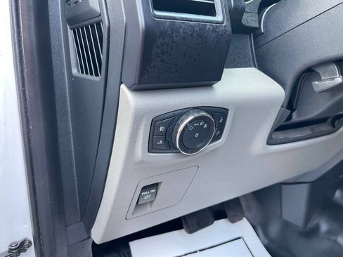 Used 2017 Ford F150 XL w/ Equipment Group 101A Mid AWD/4WD image 20