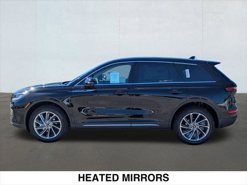 New 2025 Lincoln Corsair AWD w/ Equipment Group 101A image 3