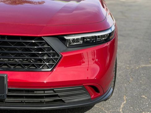 Used 2024 Honda Accord EX image 7