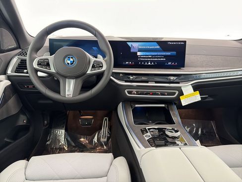 New 2026 BMW X5 xDrive50e AWD/4WD image 24