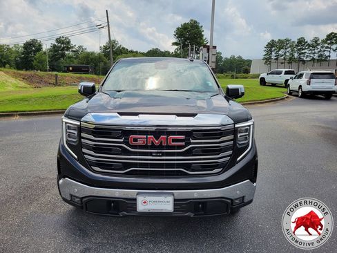 Used 2025 GMC Sierra 1500 SLT w/ SLT Premium Plus Package AWD/4WD image 9
