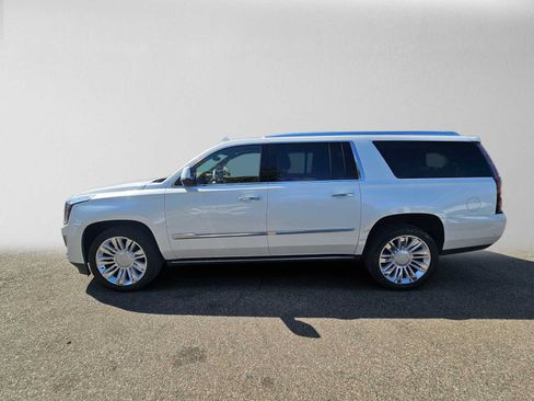 Used 2020 Cadillac Escalade ESV Platinum AWD/4WD image 6