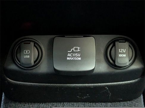 Used 2019 Kia Sorento SX image 17