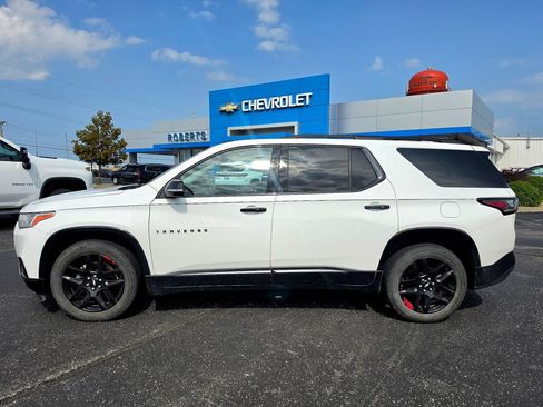 Used 2019 Chevrolet Traverse Premier w/ Redline Edition AWD/4WD image 3