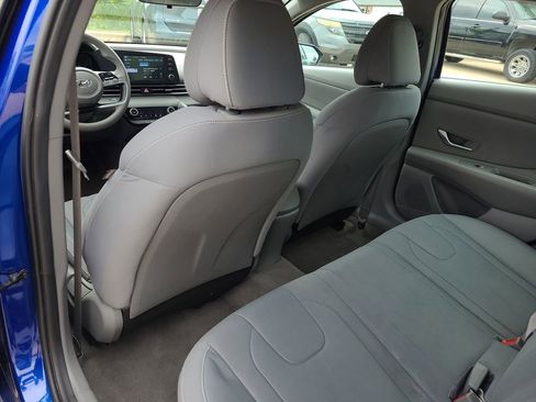 Used 2023 Hyundai Elantra SEL image 8