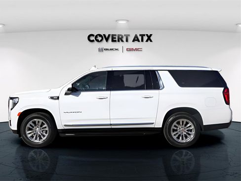 Used 2021 GMC Yukon XL SLT w/ SLT Premium Package image 5