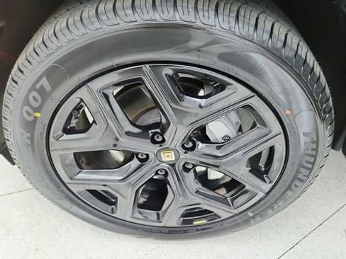 Used 2024 Rivian R1S Adventure image 84