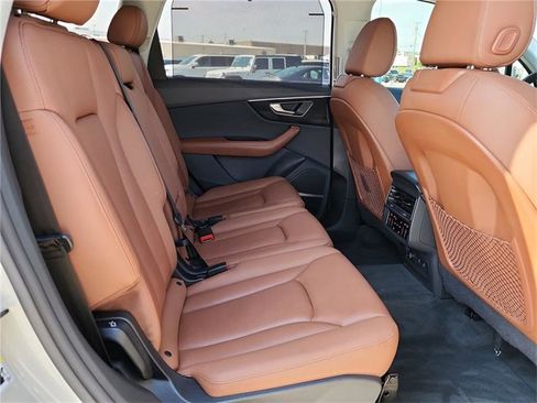 Certified 2022 Audi Q7 3.0T Prestige image 25