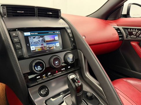 Used 2017 Jaguar F-TYPE R AWD/4WD image 52