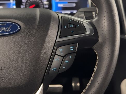 Used 2021 Ford Edge ST image 22