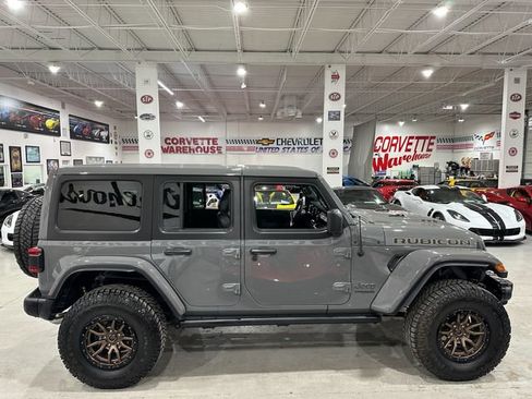 Used 2022 Jeep Wrangler Unlimited Rubicon w/ Trailer Tow Package AWD/4WD image 3