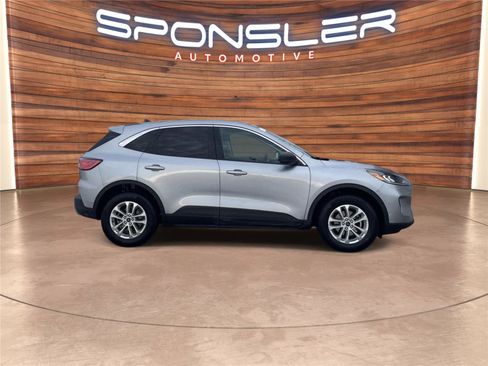 Used 2022 Ford Escape SE w/ Convenience Package image 7