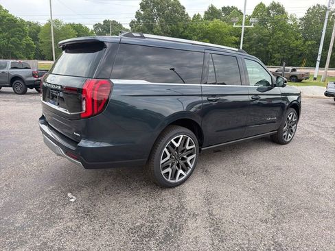 New 2026 Ford Expedition Max Platinum w/ Platinum Ultimate Package AWD/4WD image 3