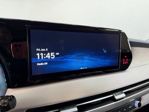 Used 2023 Hyundai Palisade Calligraphy w/ Cargo Package AWD/4WD image 32
