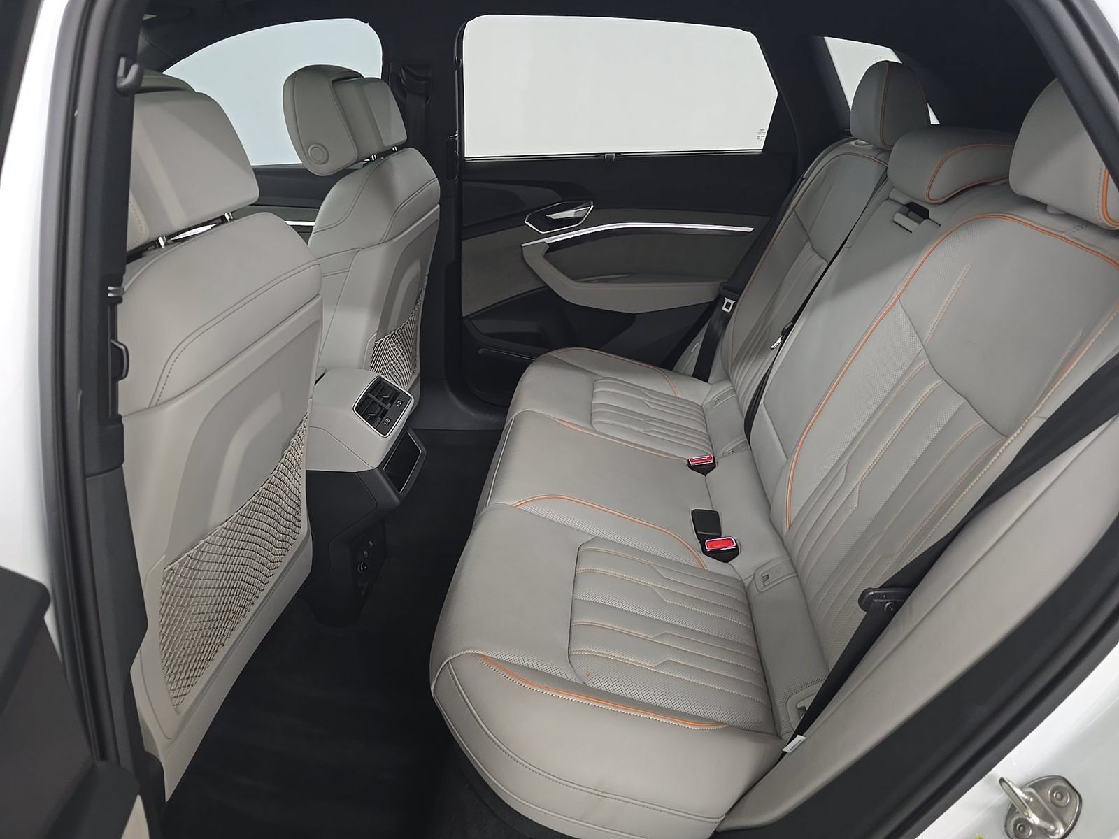 Used 2024 Audi Q8 e-tron Prestige w/ Prestige Package AWD/4WD image 9