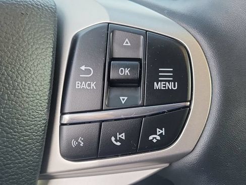 Used 2026 Ford Explorer Active RWD image 9