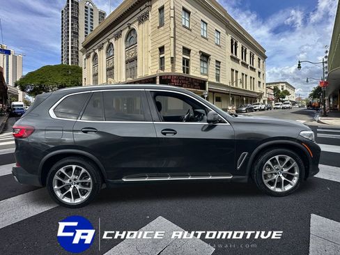 Used 2023 BMW X5 xDrive40i image 9