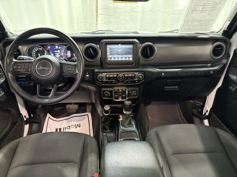 Used 2023 Jeep Wrangler Unlimited w/ Cold Weather Group AWD/4WD image 15