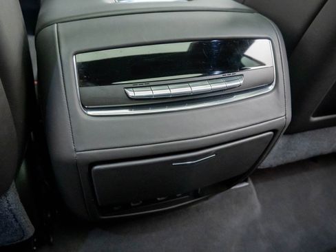 Used 2021 Cadillac Escalade Sport Platinum w/ LPO, ONYX Package image 22