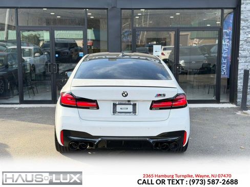 Used 2021 BMW M5 image 28