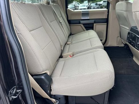 Used 2018 Ford F250 XLT w/ XLT Premium Package AWD/4WD image 24