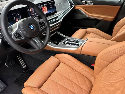 Used 2026 BMW X5 xDrive40i w/ M Sport Package image 11