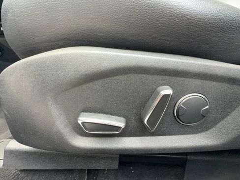 Used 2018 Ford Fusion Titanium AWD/4WD image 18
