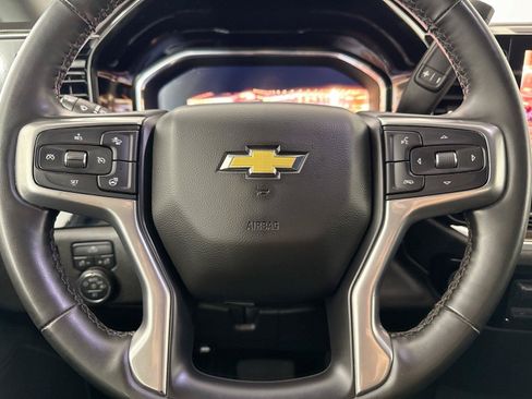 Used 2025 Chevrolet Silverado 2500 LT w/ Convenience Package AWD/4WD image 17