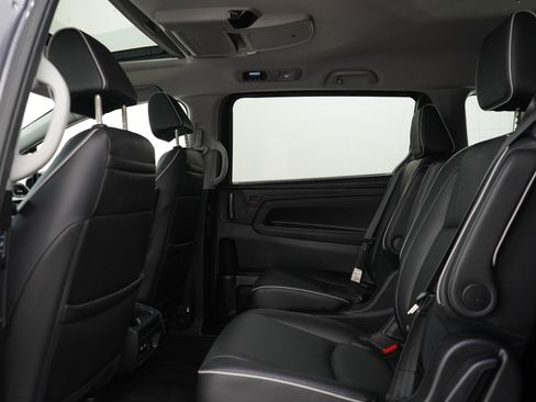Used 2022 Honda Odyssey Elite image 21