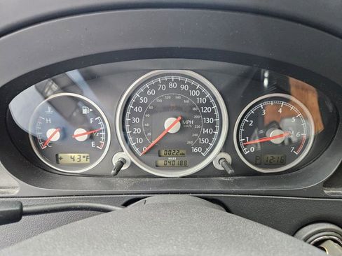 Used 2005 Chrysler Crossfire Limited image 5