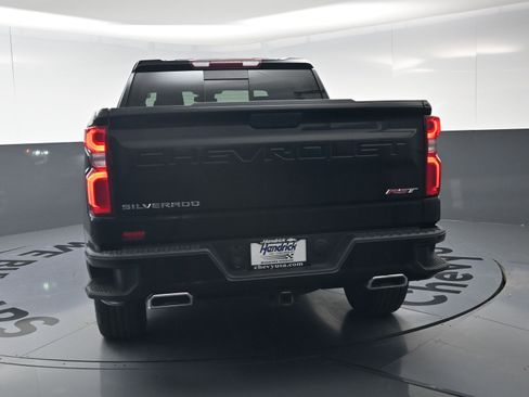 Used 2022 Chevrolet Silverado 1500 RST AWD/4WD image 8