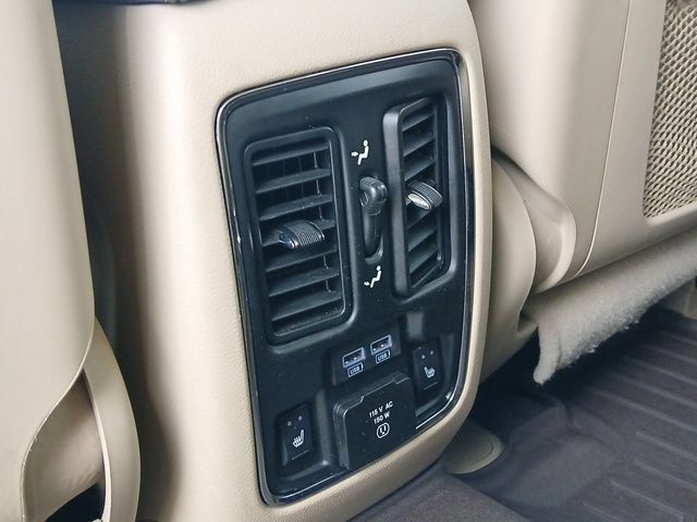 Used 2021 Jeep Grand Cherokee Summit AWD/4WD image 23