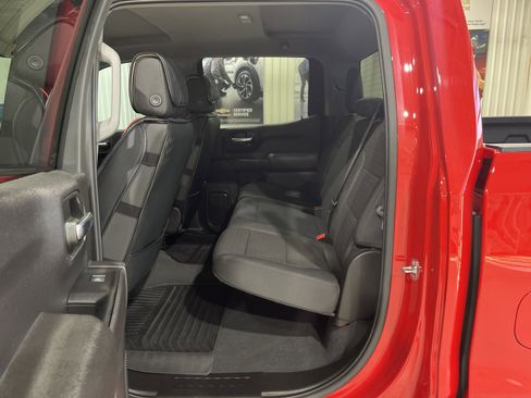 Used 2024 Chevrolet Silverado 1500 Custom Trail Boss AWD/4WD image 12