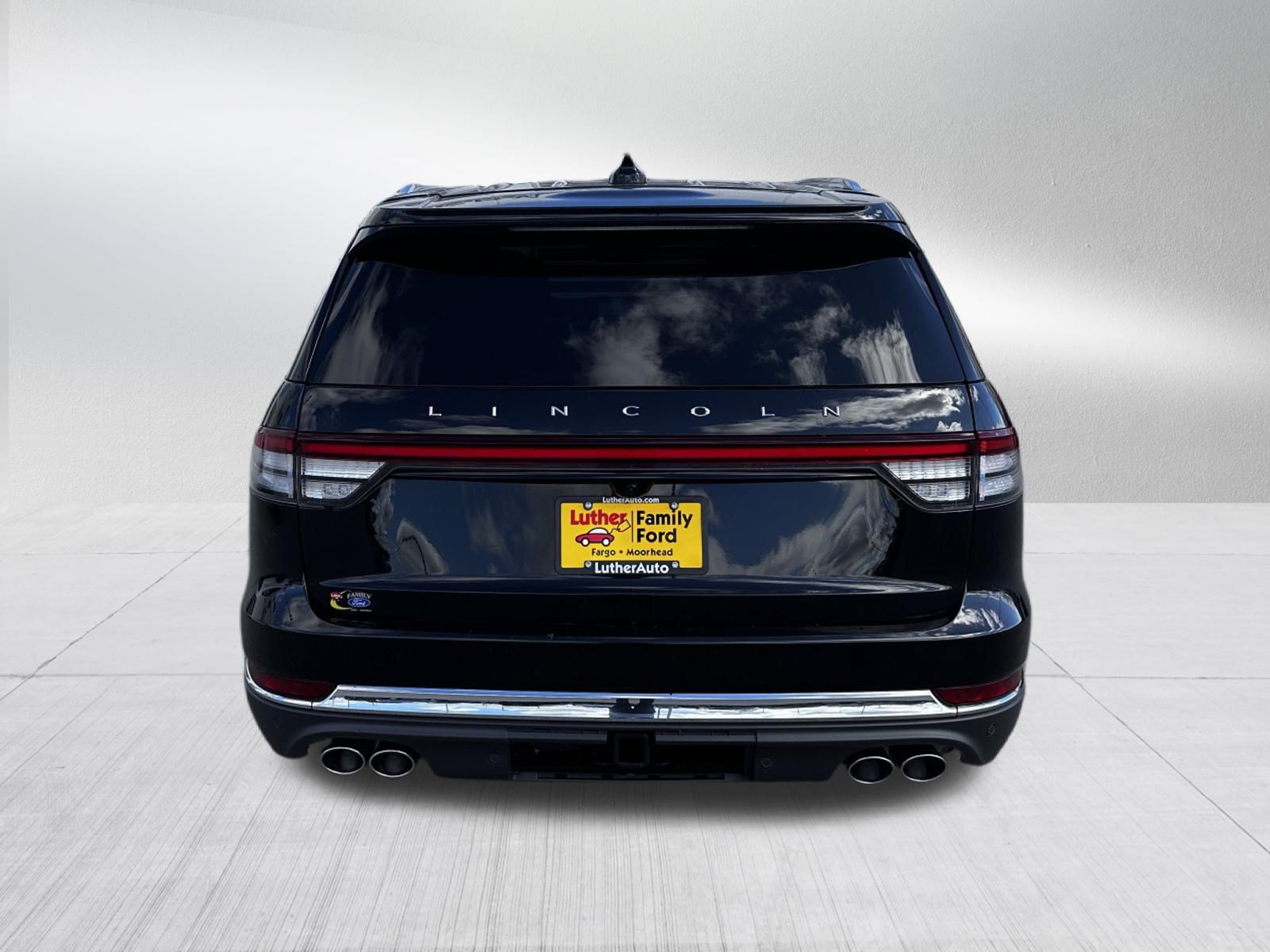 Used 2025 Lincoln Aviator Reserve w/ Equipment Group 201A AWD/4WD image 6