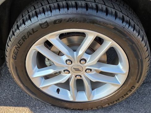 Used 2022 Dodge Durango GT AWD/4WD image 11