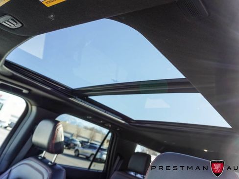 Used 2024 Ford Expedition Limited image 10